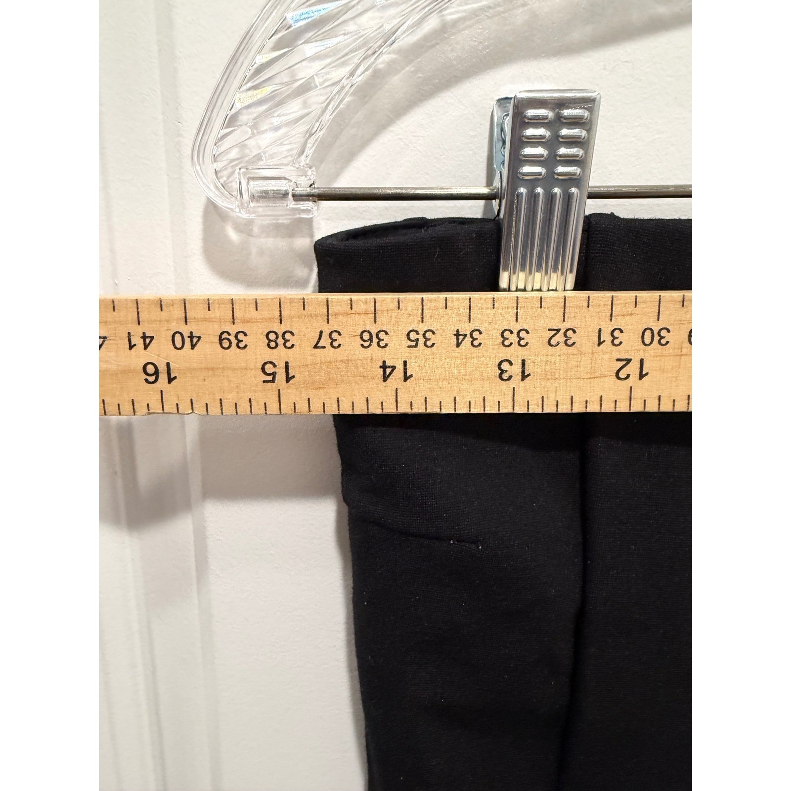 Liverpool Womens Leggings High Rise Front Seam Black Size S — image 4 of 5